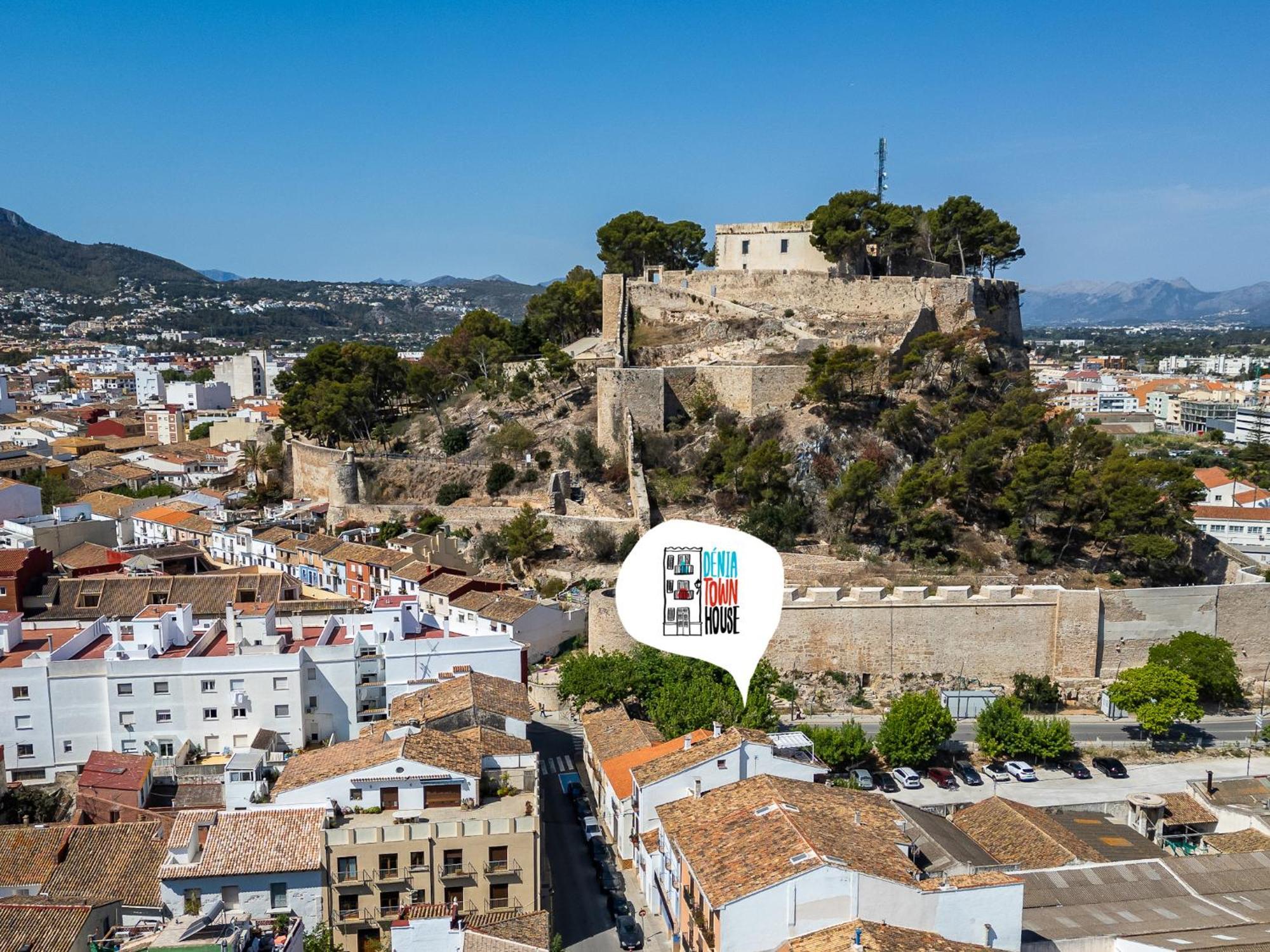 Denia Townhouse Apartment Bagian luar foto