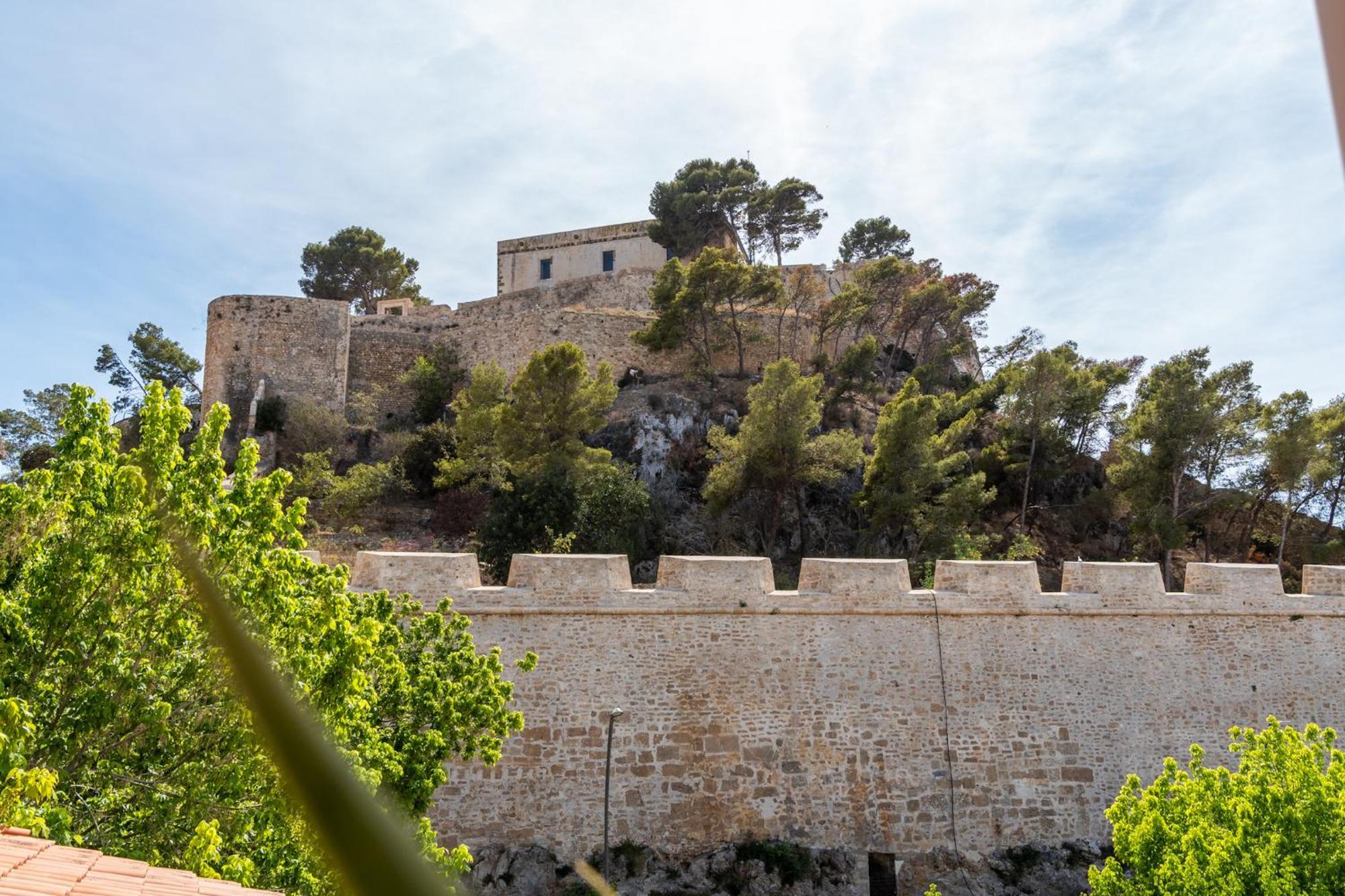 Denia Townhouse Apartment Bagian luar foto